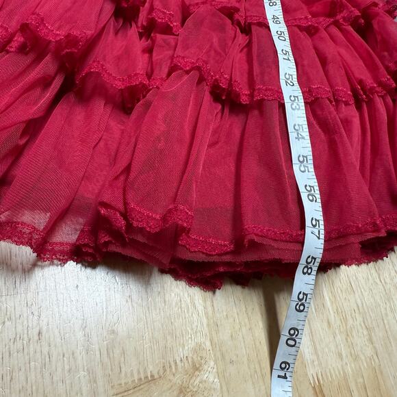 Mac Duggal NWOT Red Sequin Tiered Lace Ruffle High Neck Mesh Victorian Gown Sz 2 - Picture 8 of 8